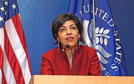 رینا امیري وايي، د ژولیا پارسي او نیلا ابراهیمي جایزې د افغان مېرمنو هوډ پیاوړی کوي