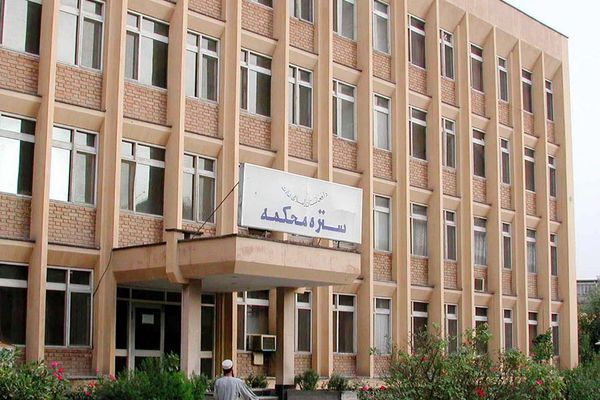 طالبانو په افغانستان کې څه باندې درې زره بندیانو ته بښنه اعلان کړې