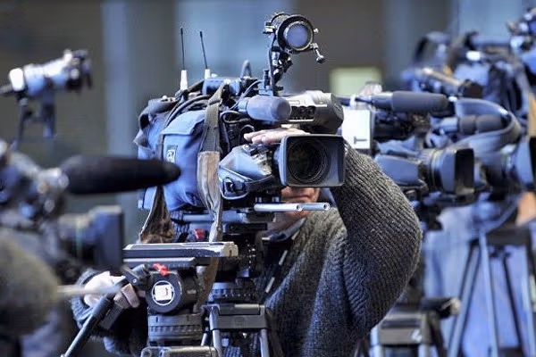 سرچینې: طالبانو په هرات کې رسنیو ته د «ساکښو» د انځورونو نه خپرولو خبرداری ورکړی