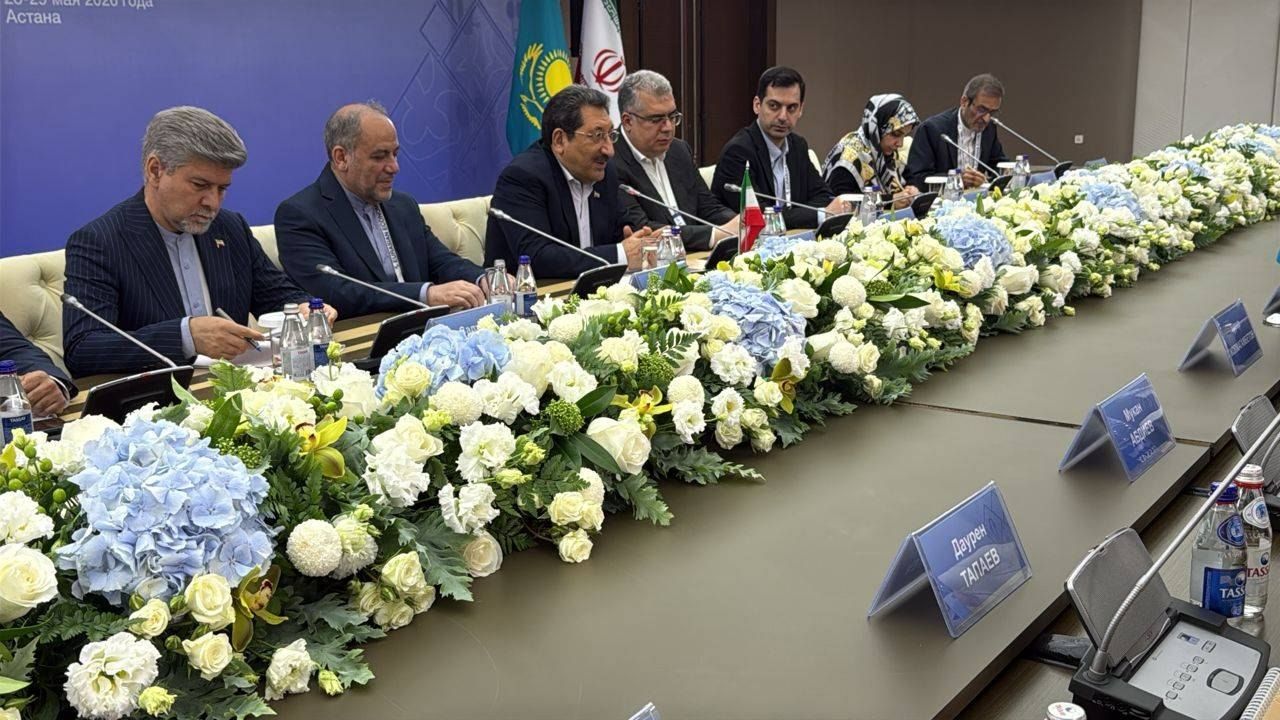 قزاقستان او ایران غواړي د دوه اړخیزې سوداګرۍ کچه درې میلیارده ډالرو ته لوړه کړي