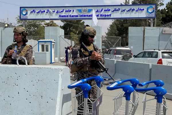 Taliban Prohibits Afghan Travellers From Carrying Laptops at Kabul International Airport