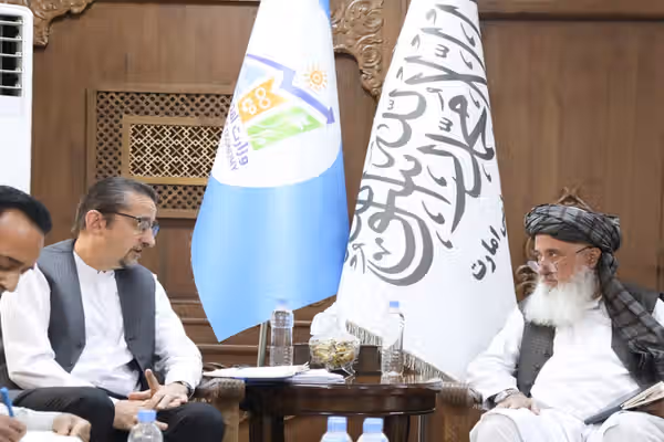 طالبان: فقر و بیکاری گسترده افغانستان را به کمک جامعه جهانی نیازمند کرده است