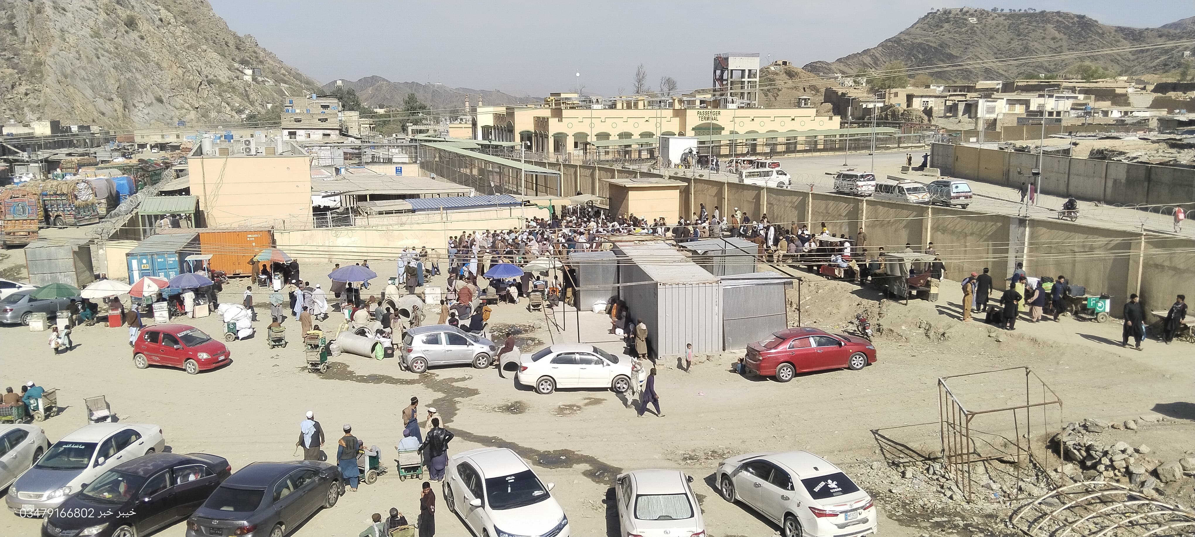 پاکستاني چارواکي وايي افغان کډوال په تذکره خپل هېواد ته ستنېدلای شي