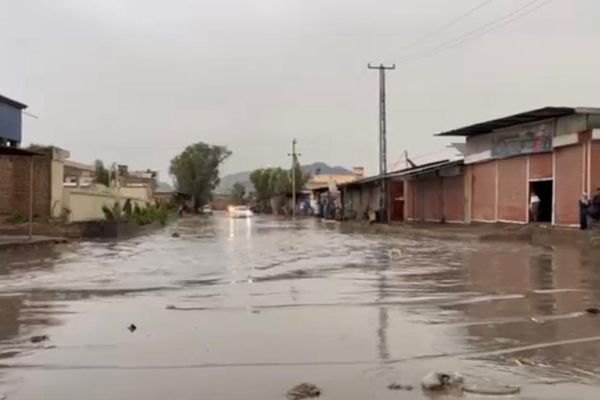 په کندهار کې د سېلابونو له امله ۲۰۰ کورنۍ بېځایه شوې دي