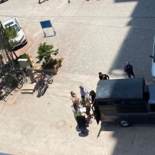 تلگراف: افغان‌ها در پاکستان مرگ را به بازگشت به کشور تحت کنترول طالبان ترجیح می‌دهند