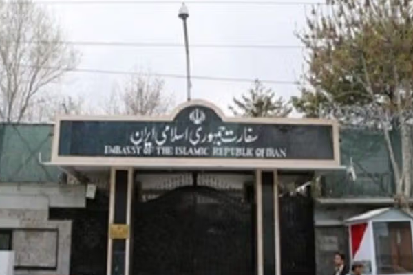 Tehran Issues 5,000 Afghan Visas Daily, Says Iranian UN Envoy