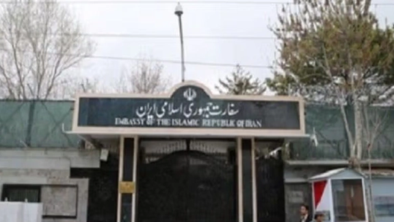 Tehran Issues 5,000 Afghan Visas Daily, Says Iranian UN Envoy