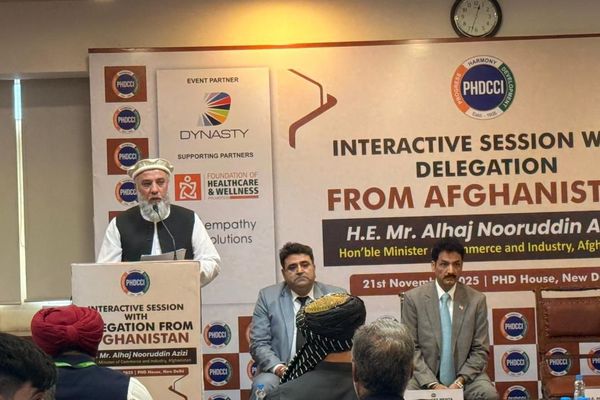 Taliban Commerce Minister Urges Afghan Sikh & Hindu Communities To Return