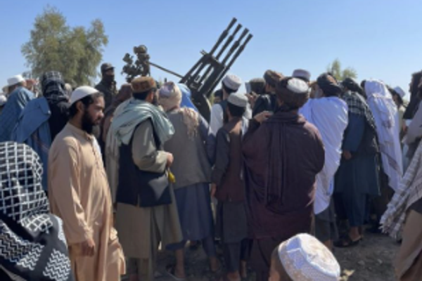 زعيم طالبان: لا يمكن القضاء علينا بالطائرات والمدافع