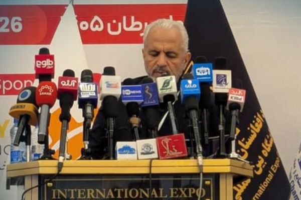 د ایران سفیر: ایران له افغانستان سره سوداګریزې او اقتصادي اړیکې پراخوي