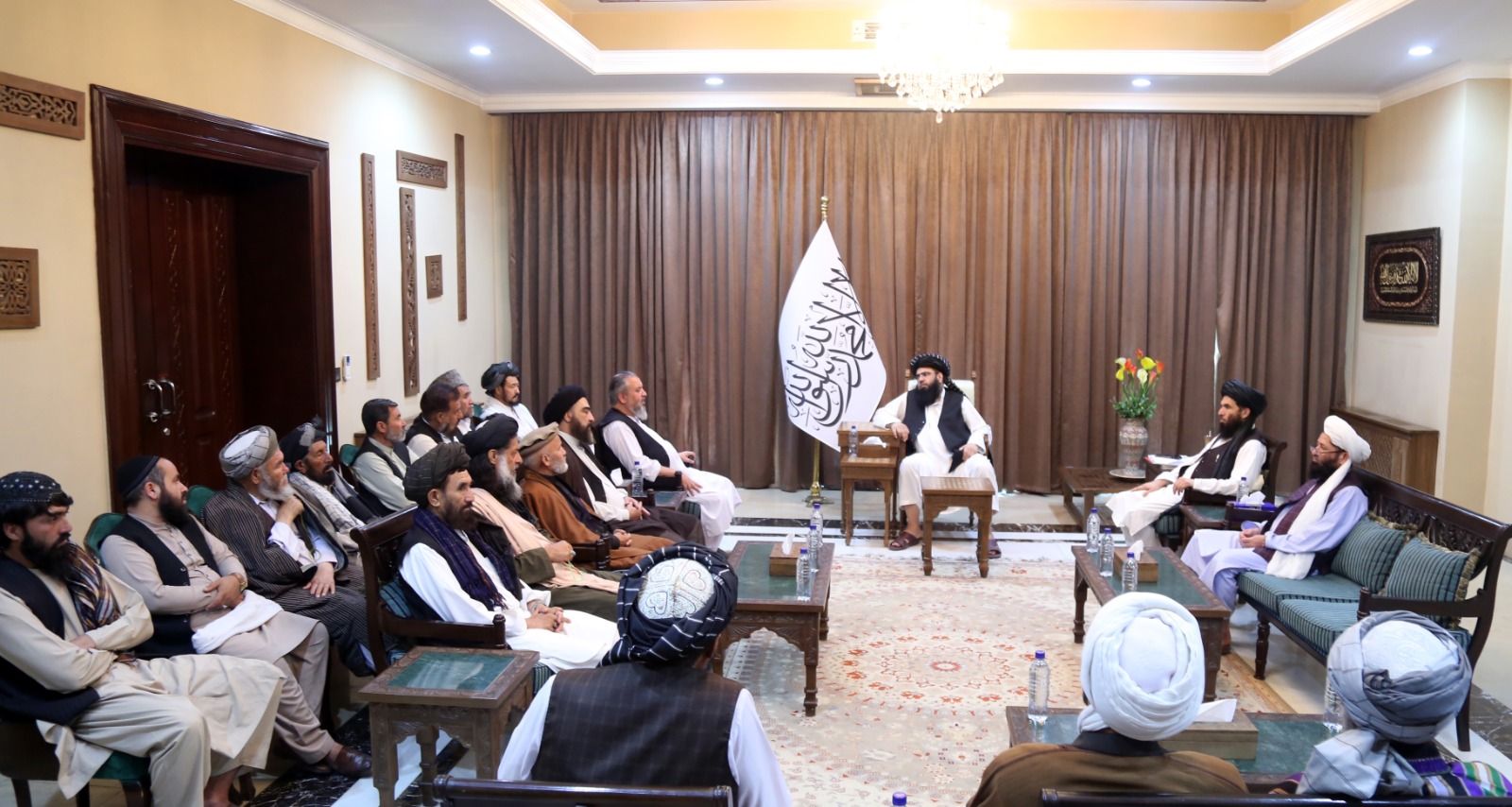 محدودیت‌ طالبان بر مراسم محرم؛ مولوی عبدالکبیر می‌گوید به شیعیان حقوق برابر داده می‌شود