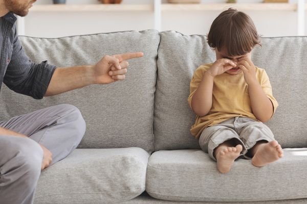 پر ماشومانو چیغې وهل؛ د ذهني او رواني روغتیا پټ ګواښ