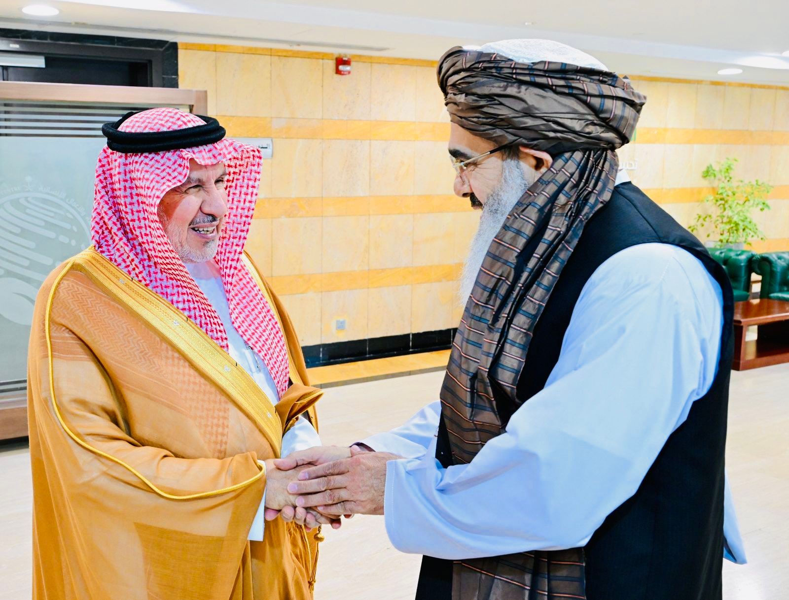 طالبان خواستار افزایش کمک‌های بنیاد ملک سلمان شد