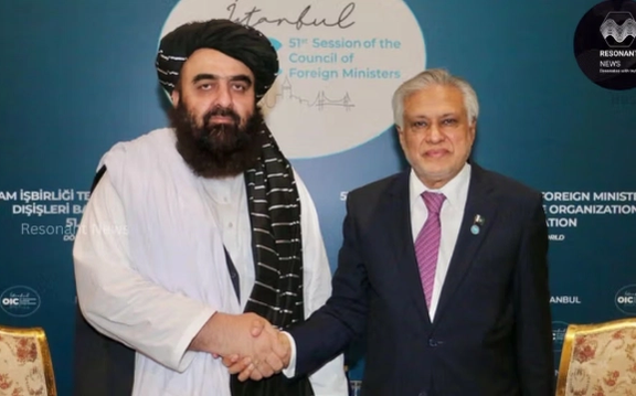 يوم قبل اجتماع إسطنبول: متقي ودار يجرون ست مكالمات هاتفية في يوم واحد