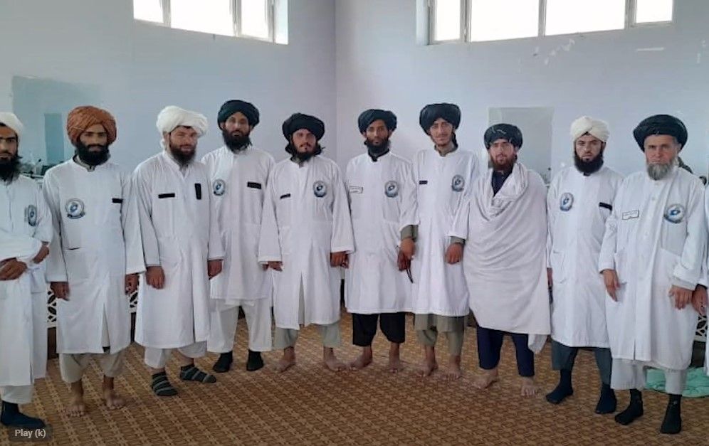 د امربالمعروف نوی توشیح شوی قانون: د فتنې له وېرې د ښځې ټول بدن او مخ پټول اړین 