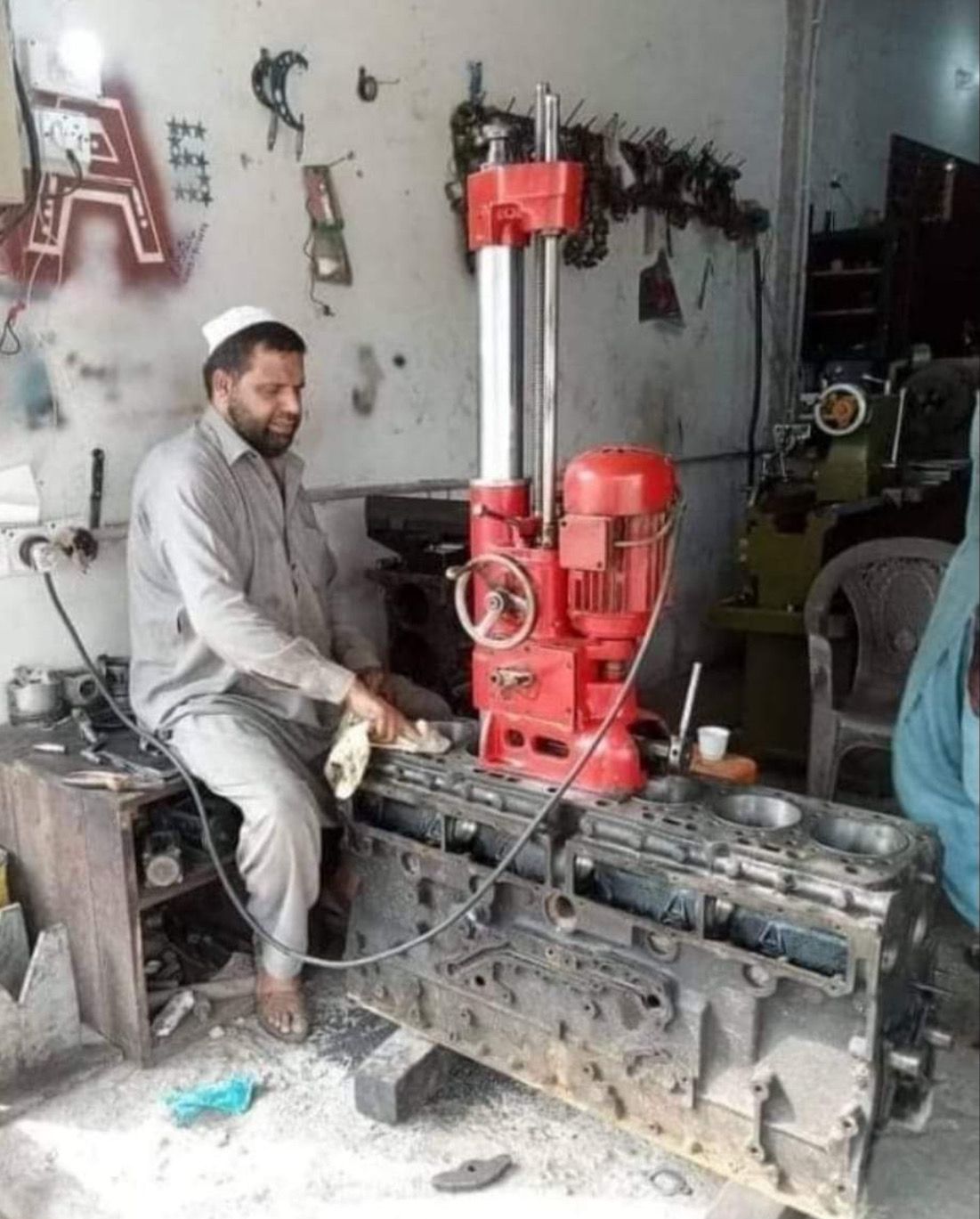 د یو تن وژل شوي کس انځور چې په بازار کې یې دوکان لاره   