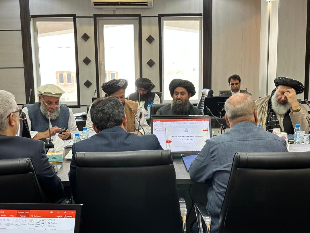 ایراني چارواکو ملا برادر ته ویلي«افغانستان سر له سبا له چابهار بند کار اخیستلی شي»