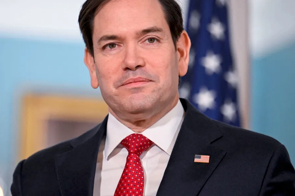 روبیو: اجازه نه ورکوو چې سپاه پورې تړلي کسان د ايران فوټبال ټيم سره امريکا ته داخل شي