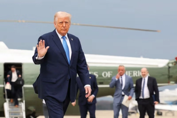 ډونالډ ټرمپ: که د ایران اسلامي جمهوریت موافقه ونه کړي، نو بمبار به شي