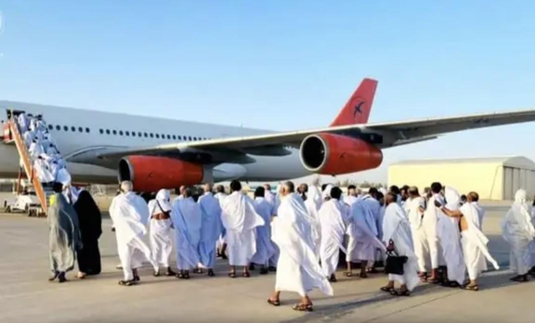 طالبان: د حج له لګښتونو پاتې ۹۶ میلیونه افغانۍ به حاجیانو ته بېرته ورکړو