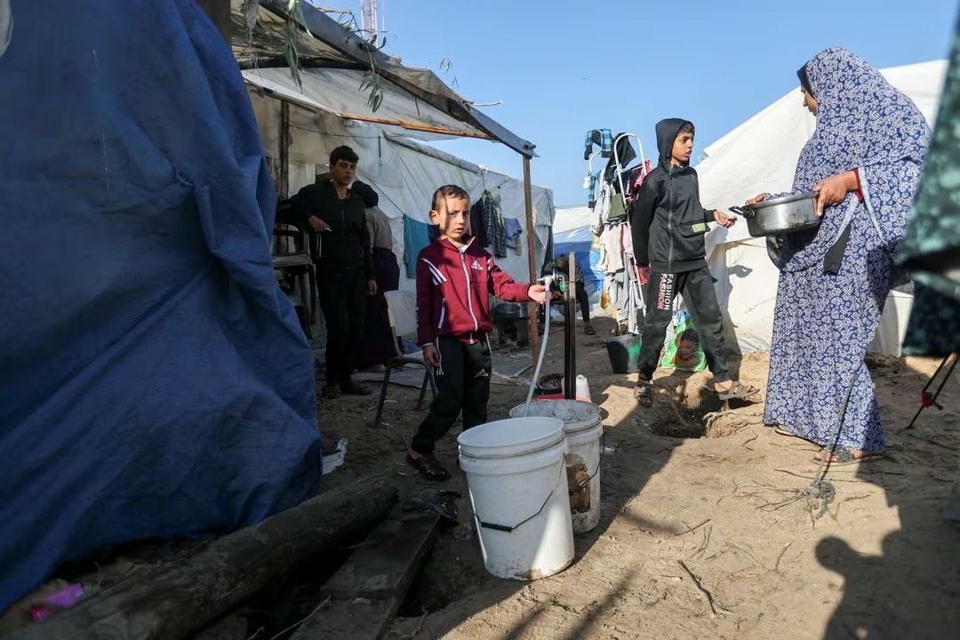 همزمان با گسترش گرسنگی در غزه، اسرائیل متهم به کوچ اجباری مردم به مصر شده است