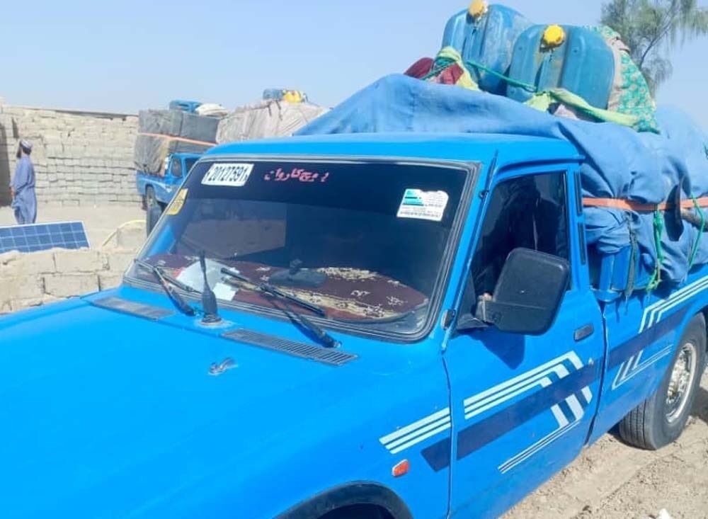 په هلمند کې طالبانو له پاکستان څخه ۱۳ موټره خوراکي توکي د قاچاق پر مهال نيولي دي