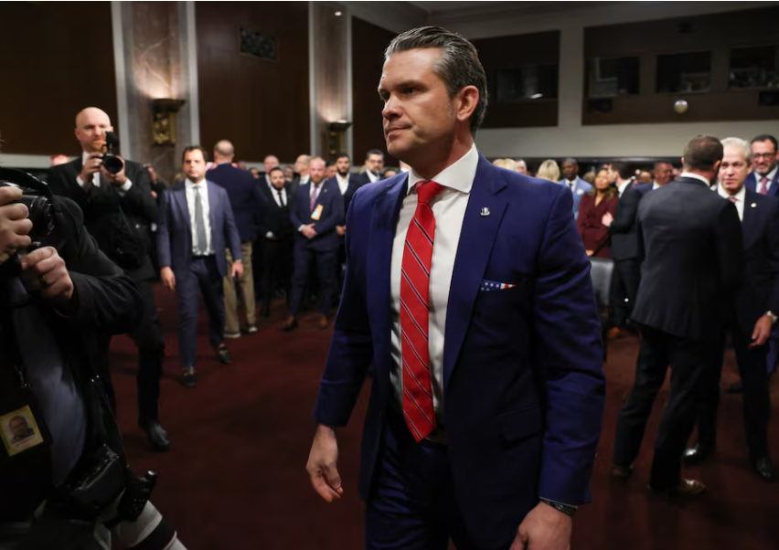 گزینه ترامپ برای وزارت دفاع امریکا: نحوه خروج امریکا از افغانستان دردآور و شکست مطلق بود