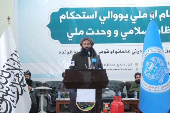 طالبانو د قومونو او قبايلو چارو وزير: ډېر ژر به خپلې پېسې، پاسپورټ او وسلې جوړې کړو