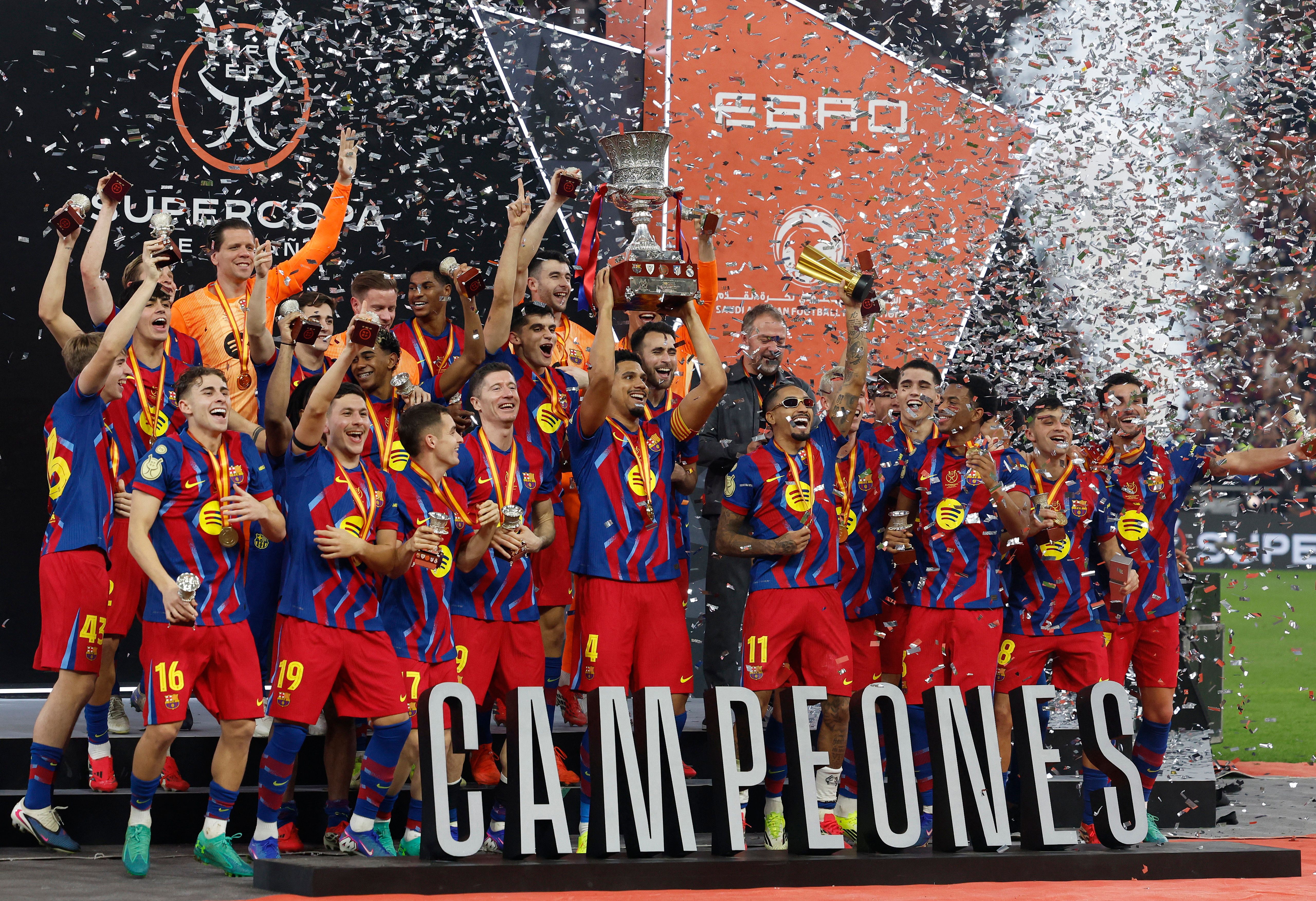 بارسلونا برای دومین سال پیاپی با شکست رئال مادرید قهرمان سوپرکاپ اسپانیا شد