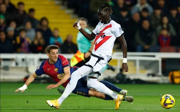 بارسلونا ١-۰ رایو وایکانو؛ بلوگرانا به سختی پیروز شد و به صدر جدول لالیگا صعود کرد