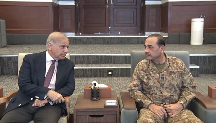 نخست‌وزیر و رئیس ارتش پاکستان به عربستان می‌روند