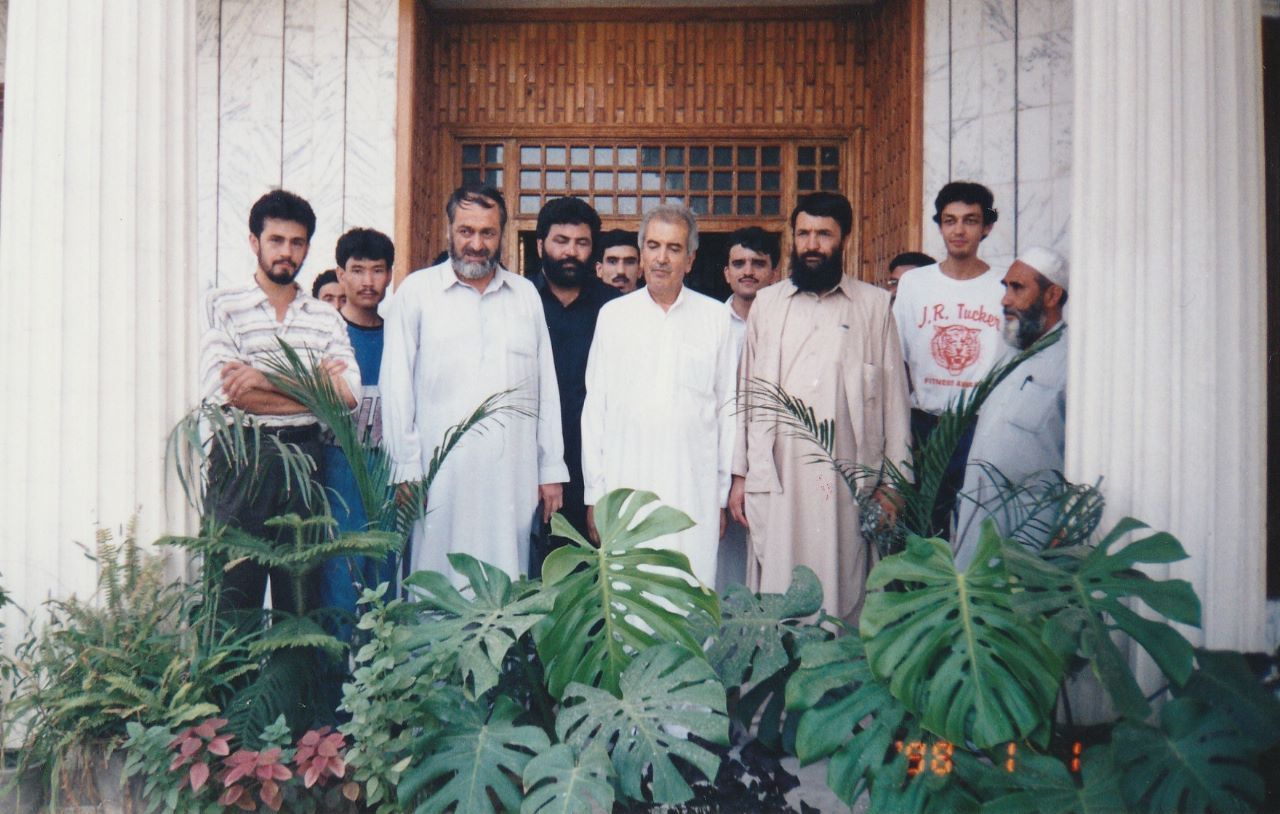 روز خداحافظی باختری هنگام سفر به امریکا، پشاور