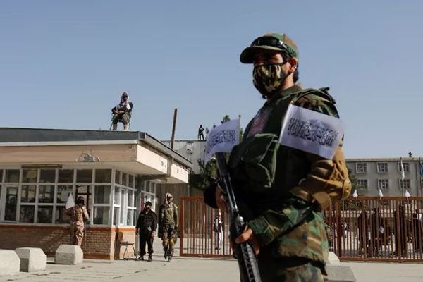 د طالبانو یوه لوړپوړي چارواکي د دغه ډلې ترمنځ د کورنۍ جګړې د احتمال خبرداری ورکړ