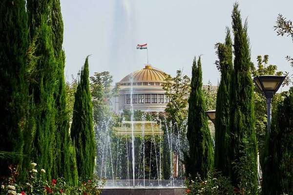 تاجیکستان خروج از دیوان کیفری بینالمللی را بررسی کرد