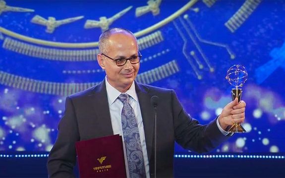 برنده فلسطینیتبار جایزه نوبل کیمیا: پدر و مادرم توانایی خواندن و نوشتن نداشتند