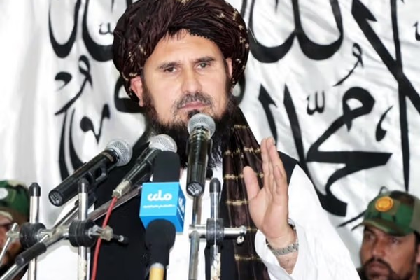 فصیحالدین فطرت: هیڅکله به له هغو الوتکو چې د افغانستان وې او بهر وړل شوې دي، تېر نهشو