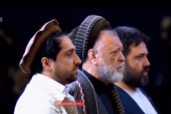 احمد مسعود او محمد محقق د ایران د پخواني مشر د جنازې په مراسمو کې ګډون کړی