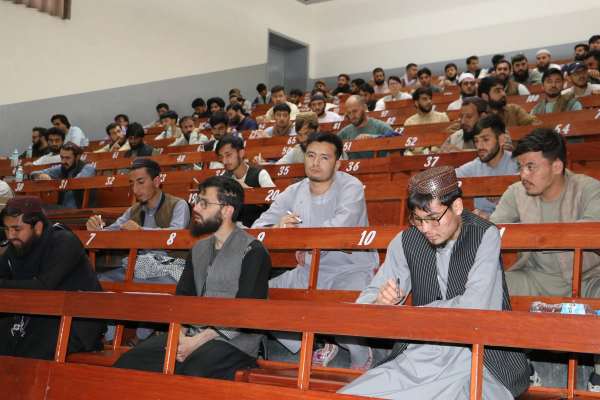 طالبانو د کانکور راتلونکې ازموینې لپاره د نوملیکنې بهیر پیل کړی