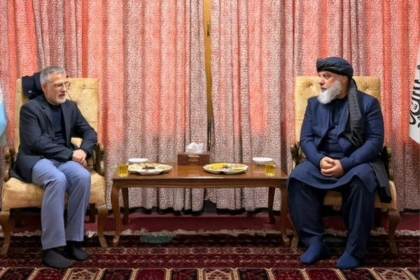 د طالبانو د صنعت او سوداګرۍ وزیر له ایراني لوري سره د اقتصادي اړیکو پر پیاوړتیا ټینګار کړی