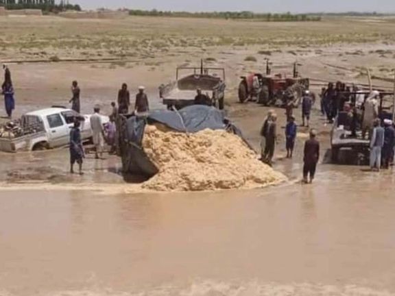 وزارت داخله طالبان: اجساد شش نفر از قربانیان سیلابهای اخیر پغمان پیدا شدند