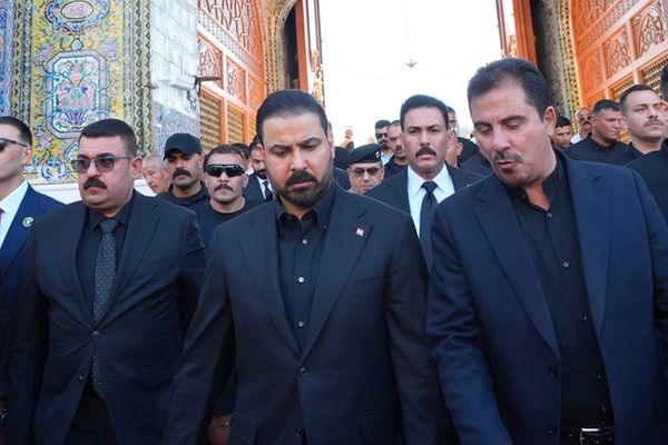نخستوزیر عراق در مراسم تشییع پیکر آیتالله فیاض شرکت کرد