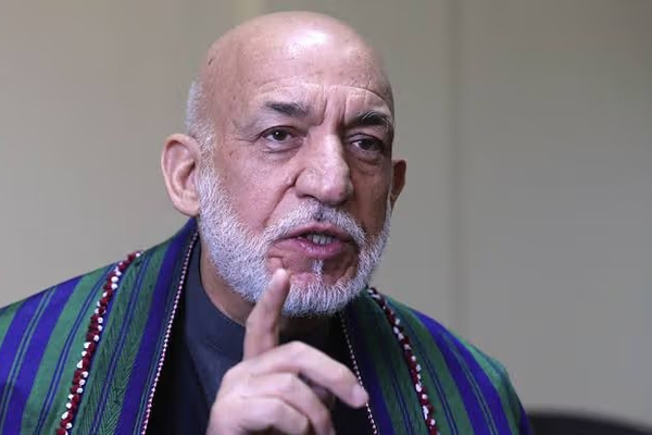 الرئيس الأفغاني الأسبق يطالب الأمم المتحدة بالتحقيق في الهجمات الباكستانية
