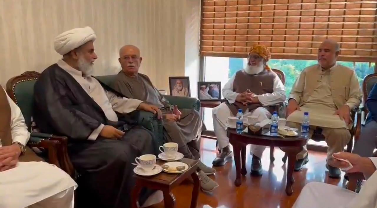 مولانا فضل الرحمان د یوه نوي «متحد اپوزیسیون» د جوړولو خبر ور کړی
