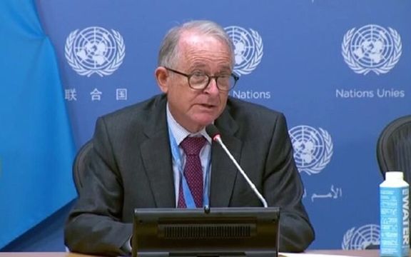 انتقاد ریچارد بنت از قانون امر به معروف: آیا همه زنان افغان زبان اشاره بیاموزند؟