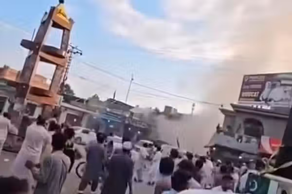 ادعای مقامهای پاکستان: مهاجم انتحاری حادثه سوات افغان است