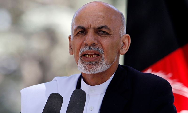 اشرف غني: د هېواد د اقتصادي او سیاسي ناکامیو رېښې په فساد، زورواکۍ او بهرنیو لاسوهنو کې وې