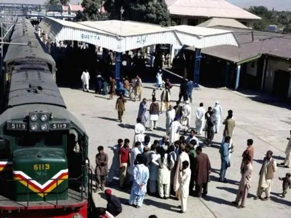 په پاکستان کې خونړۍ چاودنه؛ ازادۍ جبهه وايي طالبانو ترهګرو شبکو ته ځای ورکړی 