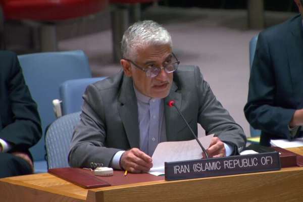 په ملګرو ملتونو کې د ایران استازی: په یوه وخت کې خبرو او دفاع دواړو ته چمتو یو