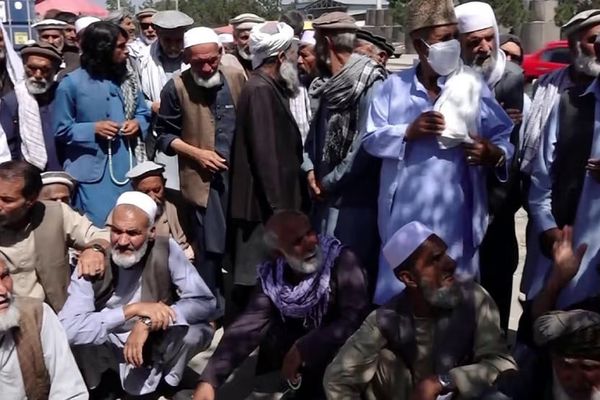 بازنشستگان افغان بار دیگر به پرداختنشدن حقوق شان اعتراض کردند