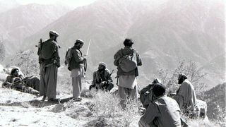 سالگرد کودتای ۷ ثور؛ مجاهدی که با فروش دو سرباز شوروی فرمانده شد